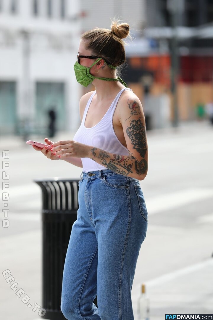 Ireland Baldwin / chloebaldwin... / irelandbasingerbaldwin / irelandirelandireland Çıplak OnlyFans  Sızdırılmış Fotoğraf #235