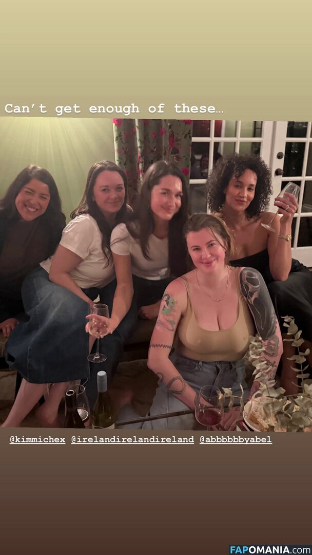Ireland Baldwin / chloebaldwin... / irelandbasingerbaldwin / irelandirelandireland Çıplak OnlyFans  Sızdırılmış Fotoğraf #240