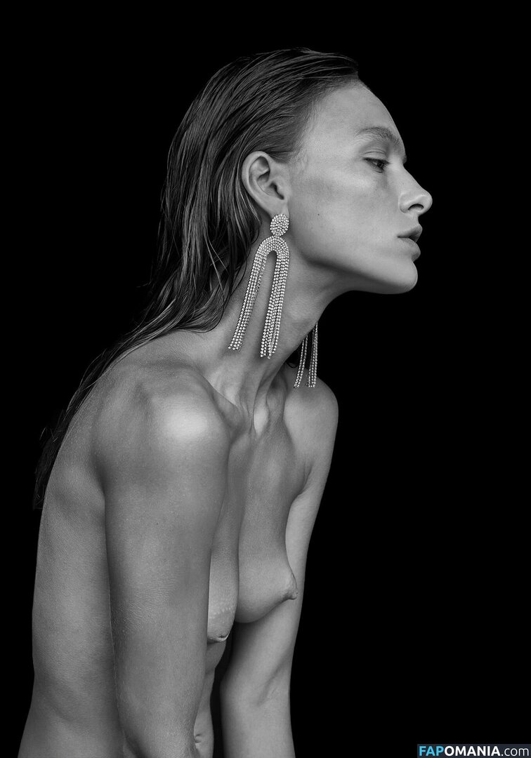 Irina Kovaleva / IrinaKovalev / https: / kovallevvva Çıplak OnlyFans  Sızdırılmış Fotoğraf #7