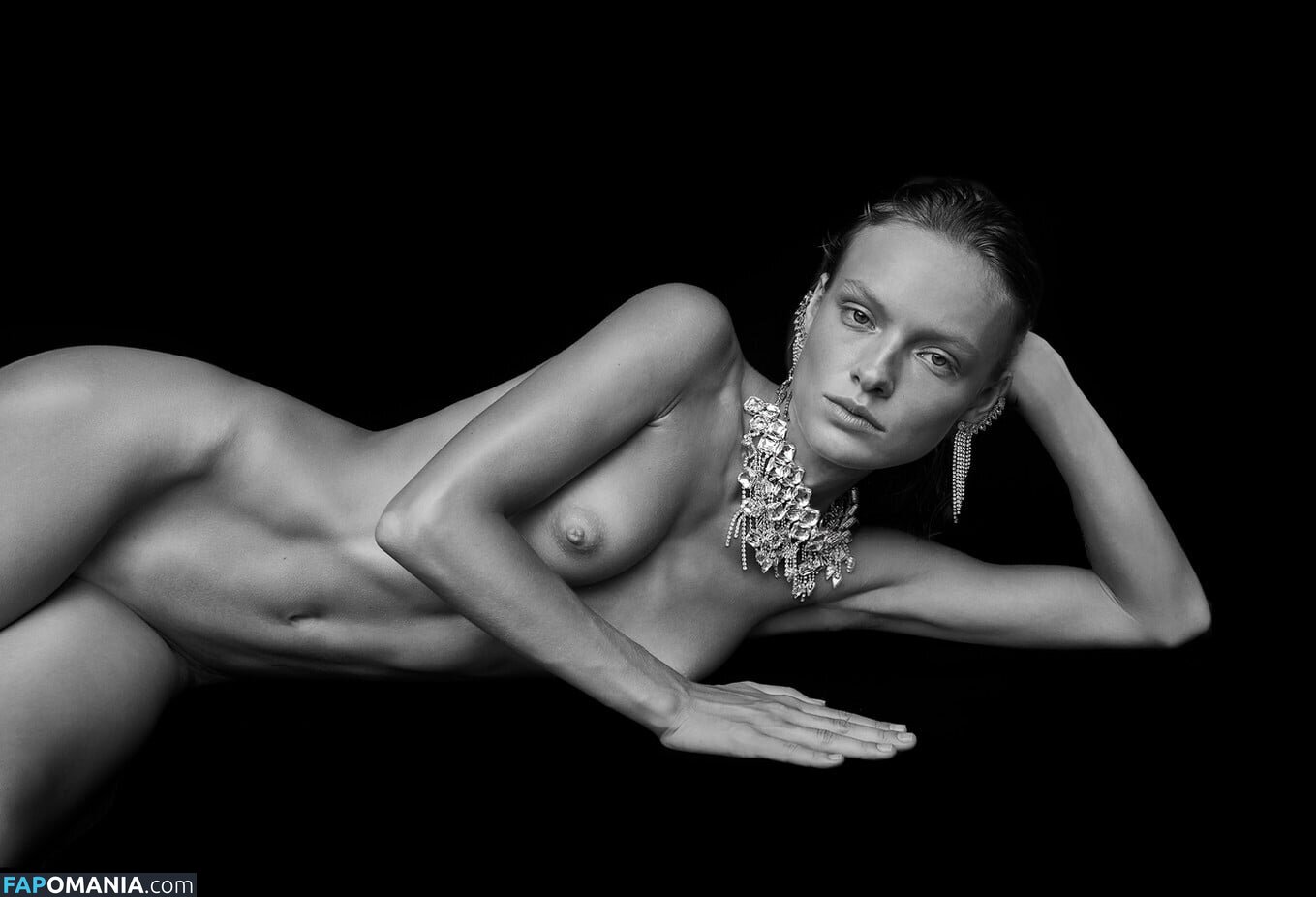 Irina Kovaleva / IrinaKovalev / https: / kovallevvva Çıplak OnlyFans  Sızdırılmış Fotoğraf #10