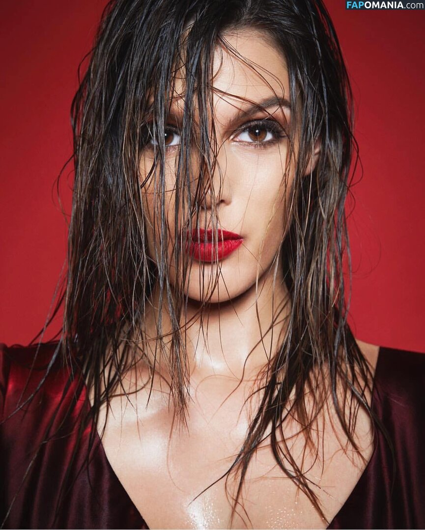 Iris Mittenaere / irismittenaere / summerxiris Çıplak OnlyFans  Sızdırılmış Fotoğraf #7