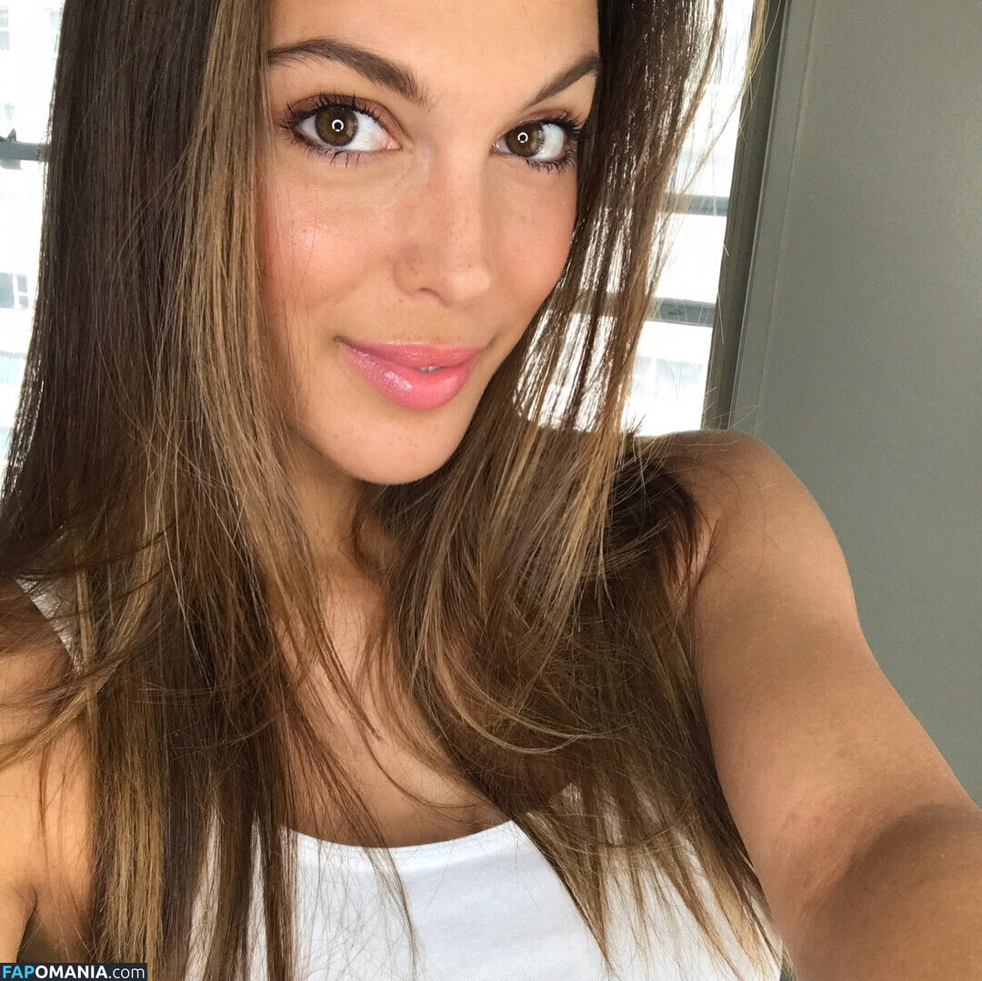 Iris Mittenaere / irismittenaere / summerxiris Çıplak OnlyFans  Sızdırılmış Fotoğraf #11