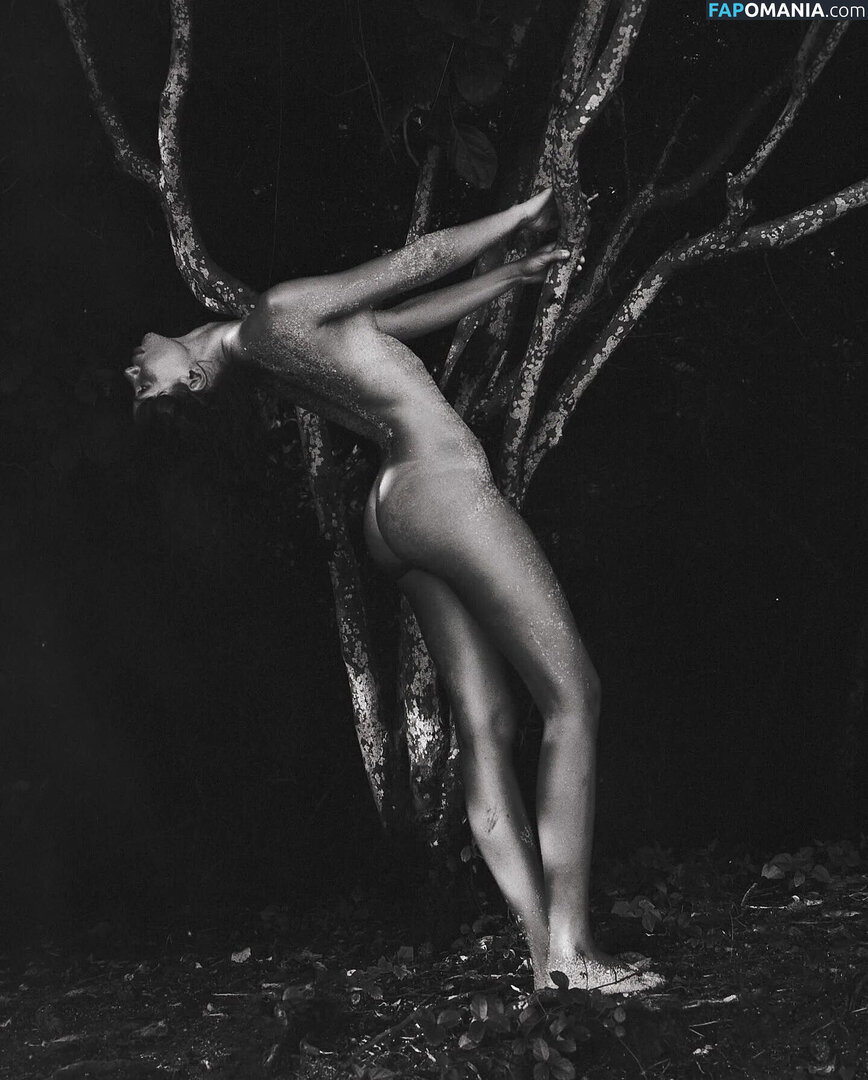 Isabel Kashi / https: / isabelkashi Çıplak OnlyFans  Sızdırılmış Fotoğraf #10