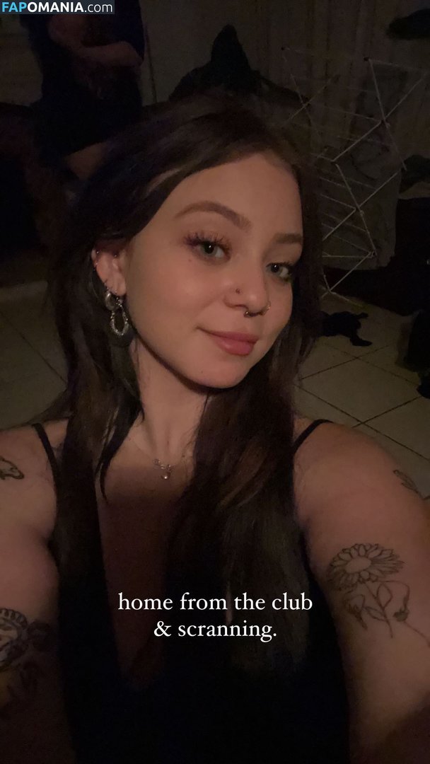 Isabella Dorta / isabelladortapoetry444 Çıplak OnlyFans  Sızdırılmış Fotoğraf #17