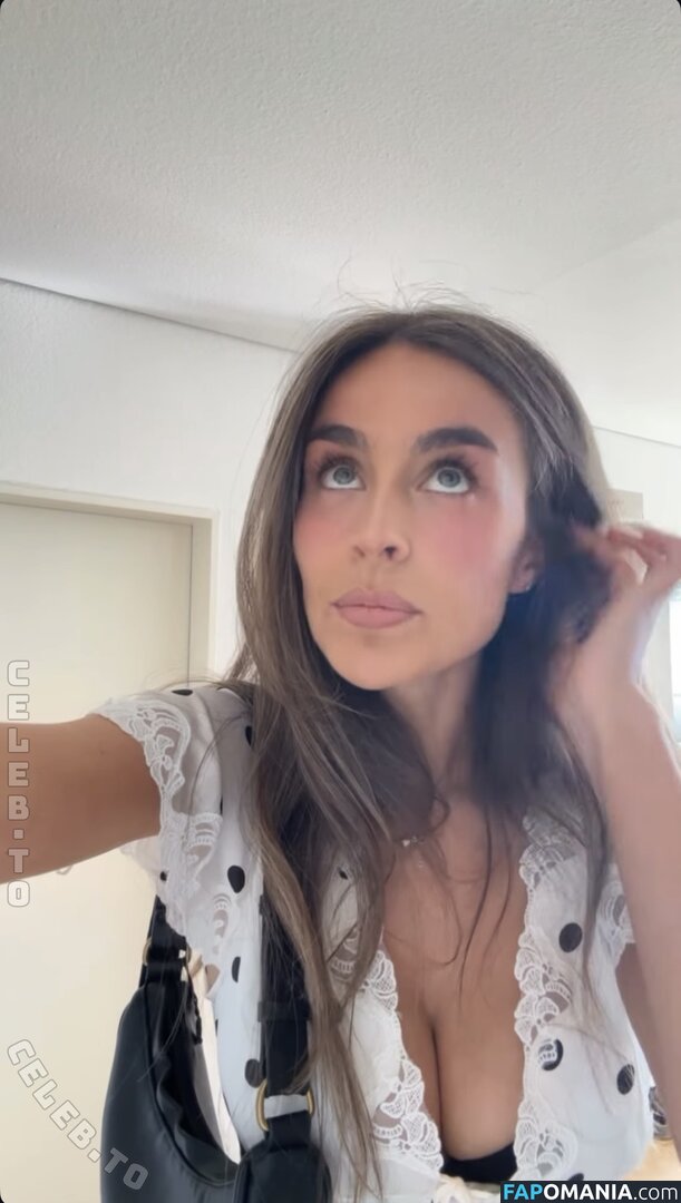 Isallieh Çıplak OnlyFans  Sızdırılmış Fotoğraf #1