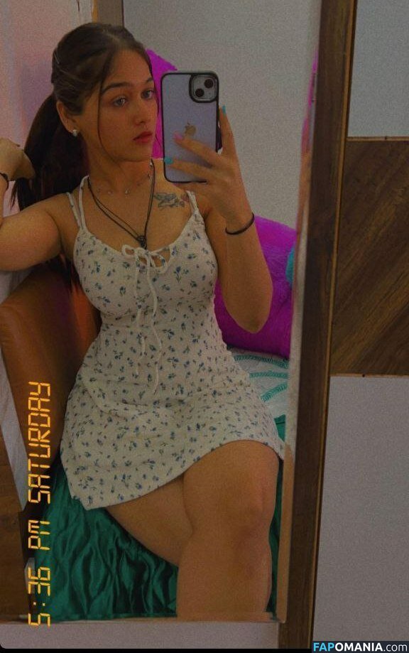 Isha Modi / ironic_ishh / notyourninnybabe Çıplak OnlyFans  Sızdırılmış Fotoğraf #11