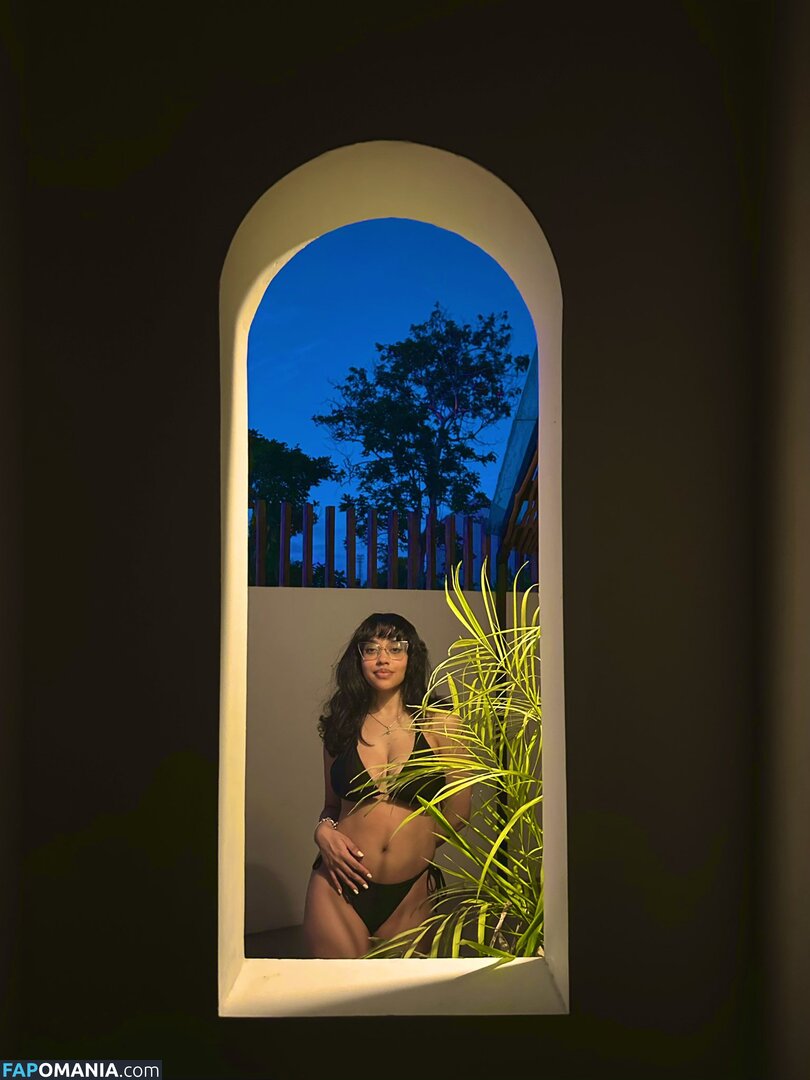 itsqueennovaa Çıplak OnlyFans  Sızdırılmış Fotoğraf #9