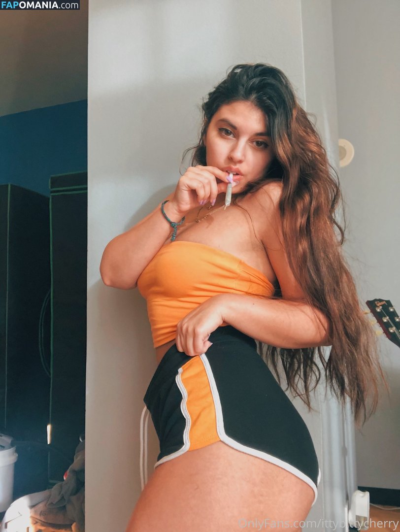 ittybittycherry Çıplak OnlyFans  Sızdırılmış Fotoğraf #29