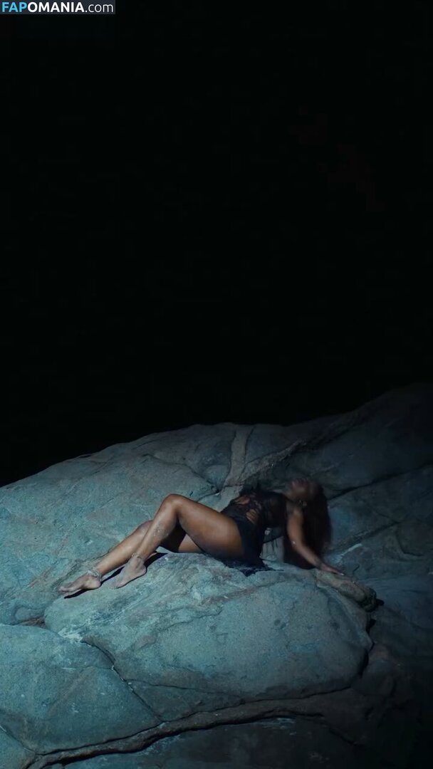 Iza Cantora / iza Çıplak OnlyFans  Sızdırılmış Fotoğraf #233