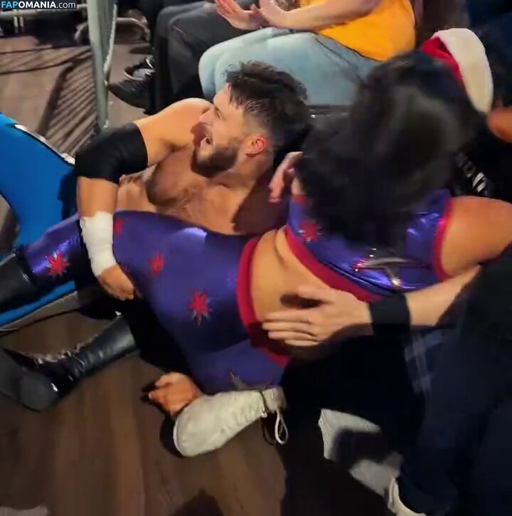 Izzy Moreno  / Izzy Moreno / ItsIzzyMania / itsizzymania Çıplak OnlyFans  Sızdırılmış Fotoğraf #4