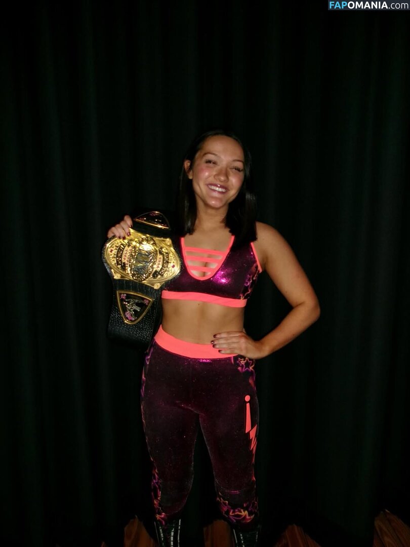 ItsIzzyMania / Izzy Moreno / WWYTWrestling Çıplak OnlyFans  Sızdırılmış Fotoğraf #20