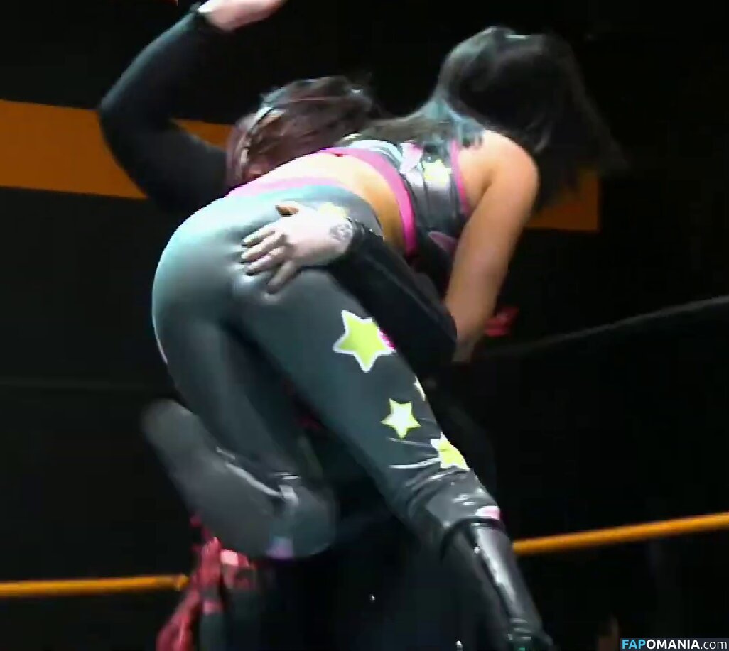 ItsIzzyMania / Izzy Moreno / WWYTWrestling Çıplak OnlyFans  Sızdırılmış Fotoğraf #31