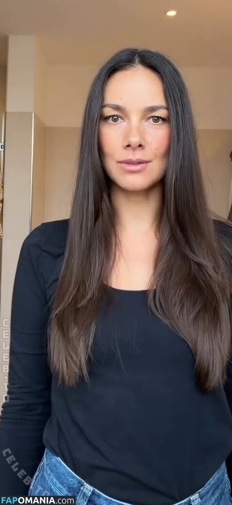 Janina Uhse / janinauhse Çıplak OnlyFans  Sızdırılmış Fotoğraf #4