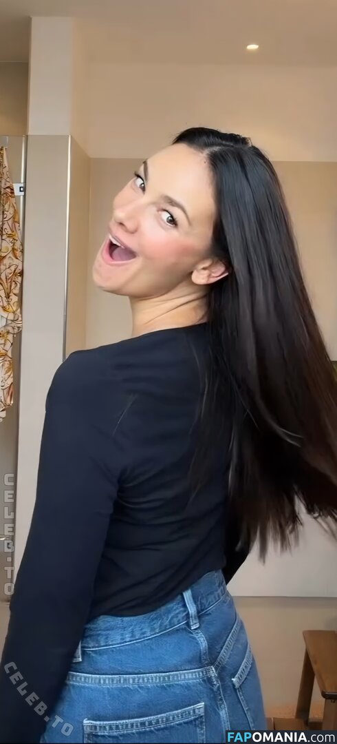 Janina Uhse / janinauhse Çıplak OnlyFans  Sızdırılmış Fotoğraf #9