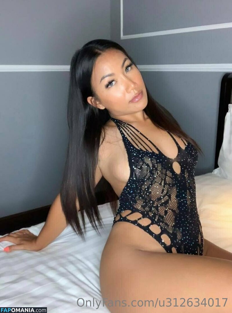 janiecenyasia / jannieasia Çıplak OnlyFans  Sızdırılmış Fotoğraf #5