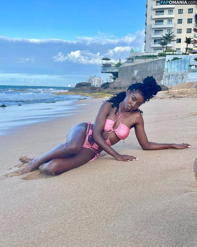 Jayme Lawson Çıplak OnlyFans  Sızdırılmış Fotoğraf #1