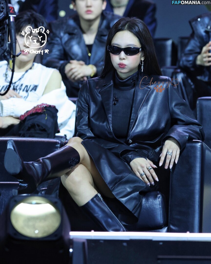 Blackpink / Jennie | BLΛƆKPIИK / jennierubyjane / sheflieshigh Çıplak OnlyFans  Sızdırılmış Fotoğraf #478
