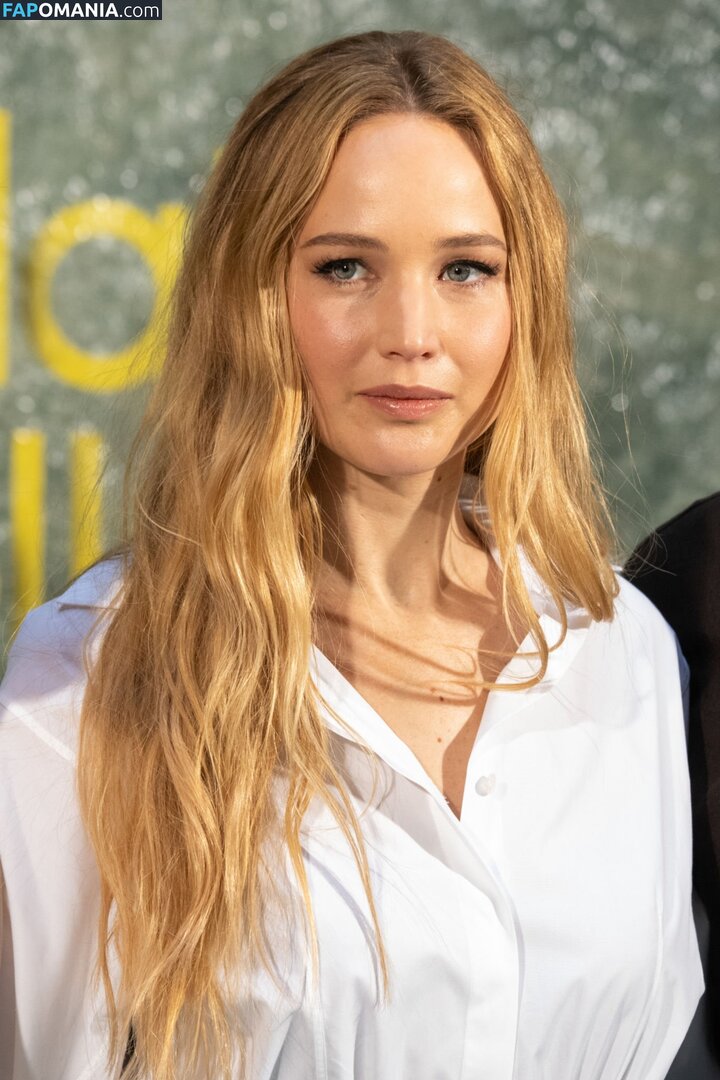 Jennifer Lawrence Çıplak Sızdırılmış Fotoğraf #127