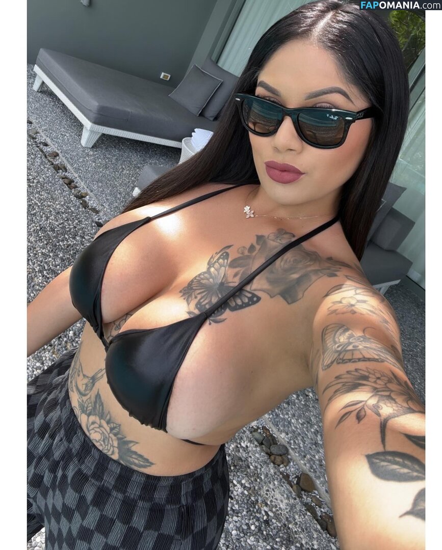 Jessica Elliott / Jessica Estrada / https: / jesslilyelliott / pinky_von_tease / pinkyvont Çıplak OnlyFans  Sızdırılmış Fotoğraf #3