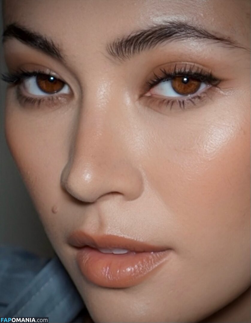 Jessica Yu Li Henwick / jhenwick Çıplak OnlyFans  Sızdırılmış Fotoğraf #24