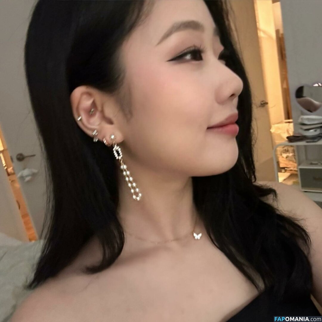 AGirlAndAGame / Jessica / h.yojeong / jessicahkim / jessicanigri Çıplak OnlyFans  Sızdırılmış Fotoğraf #4