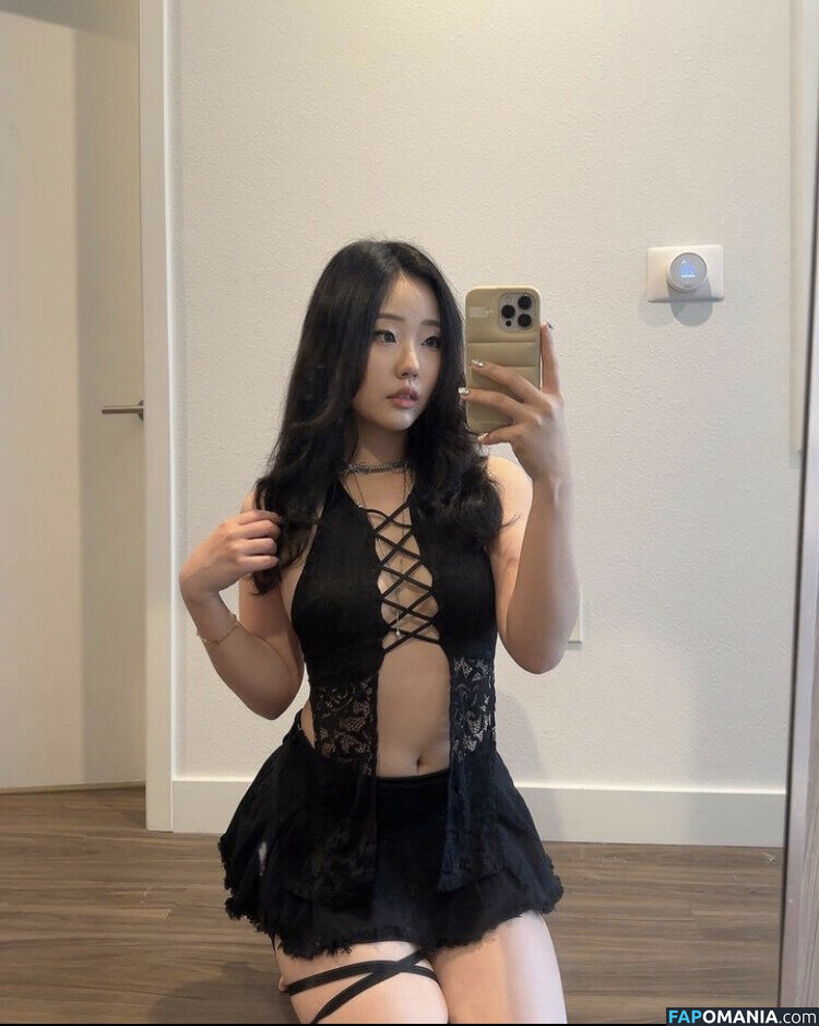 AGirlAndAGame / Jessica / h.yojeong / jessicahkim / jessicanigri Çıplak OnlyFans  Sızdırılmış Fotoğraf #214