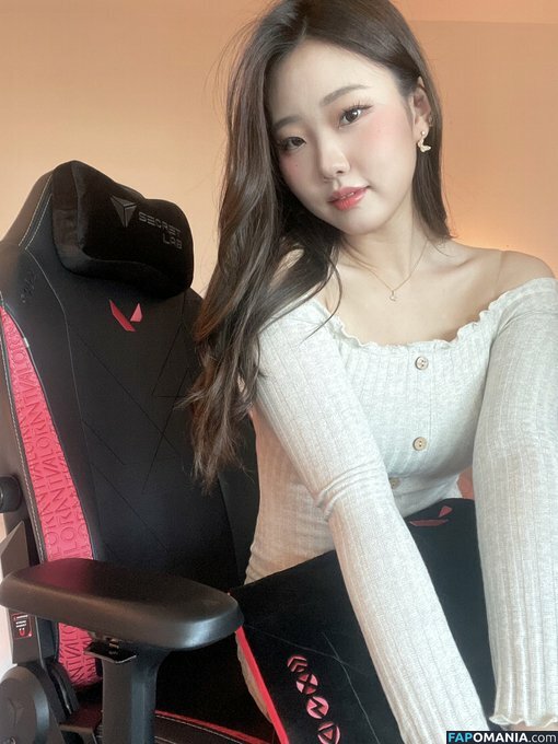 AGirlAndAGame / Jessica / h.yojeong / jessicahkim / jessicanigri Çıplak OnlyFans  Sızdırılmış Fotoğraf #556