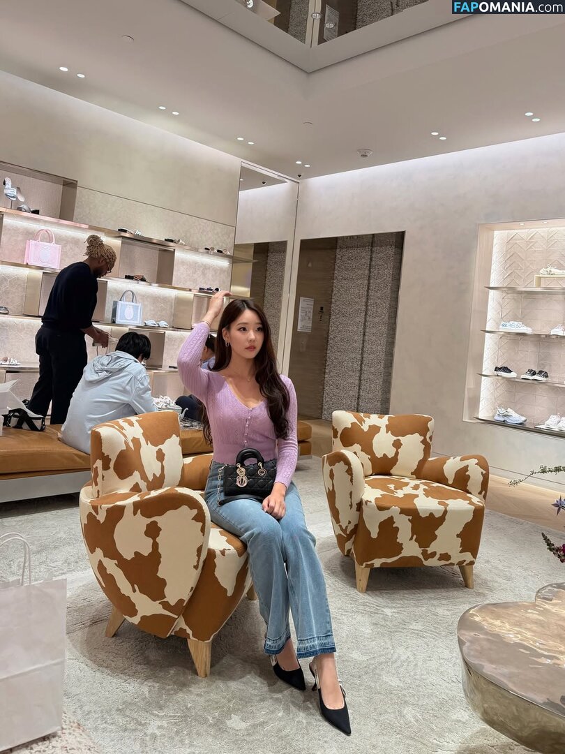AGirlAndAGame / Jessica / jessicahkim / jessicanigri / kaburbank Çıplak OnlyFans  Sızdırılmış Fotoğraf #947
