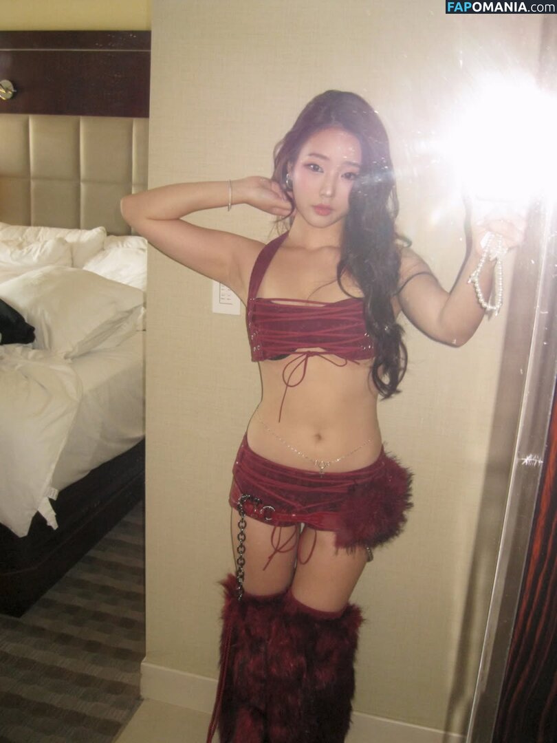 AGirlAndAGame / Jessica / jessicahkim / jessicanigri / kaburbank Çıplak OnlyFans  Sızdırılmış Fotoğraf #955