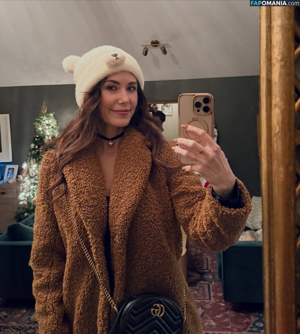 Jewel Staite / JewelStaite Çıplak OnlyFans  Sızdırılmış Fotoğraf #334