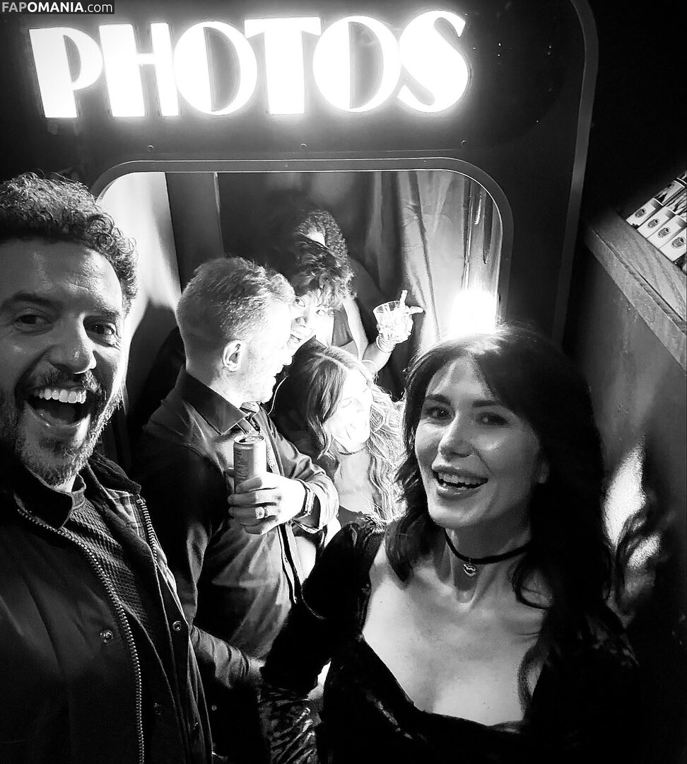 Jewel Staite / JewelStaite Çıplak OnlyFans  Sızdırılmış Fotoğraf #335