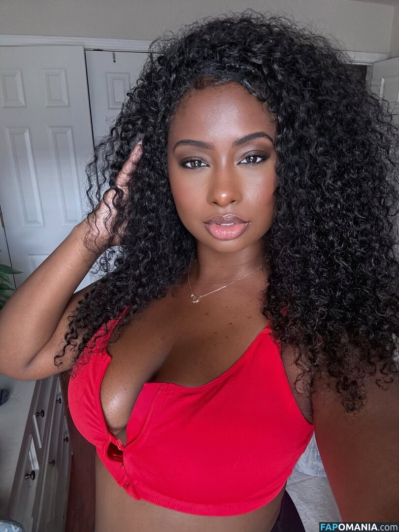 jharionne Çıplak OnlyFans  Sızdırılmış Fotoğraf #2