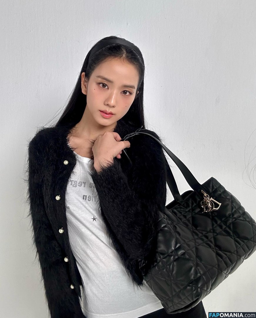 BLACKPINK / Jisoo / qenshizu / sooyaaa__ Çıplak OnlyFans  Sızdırılmış Fotoğraf #14