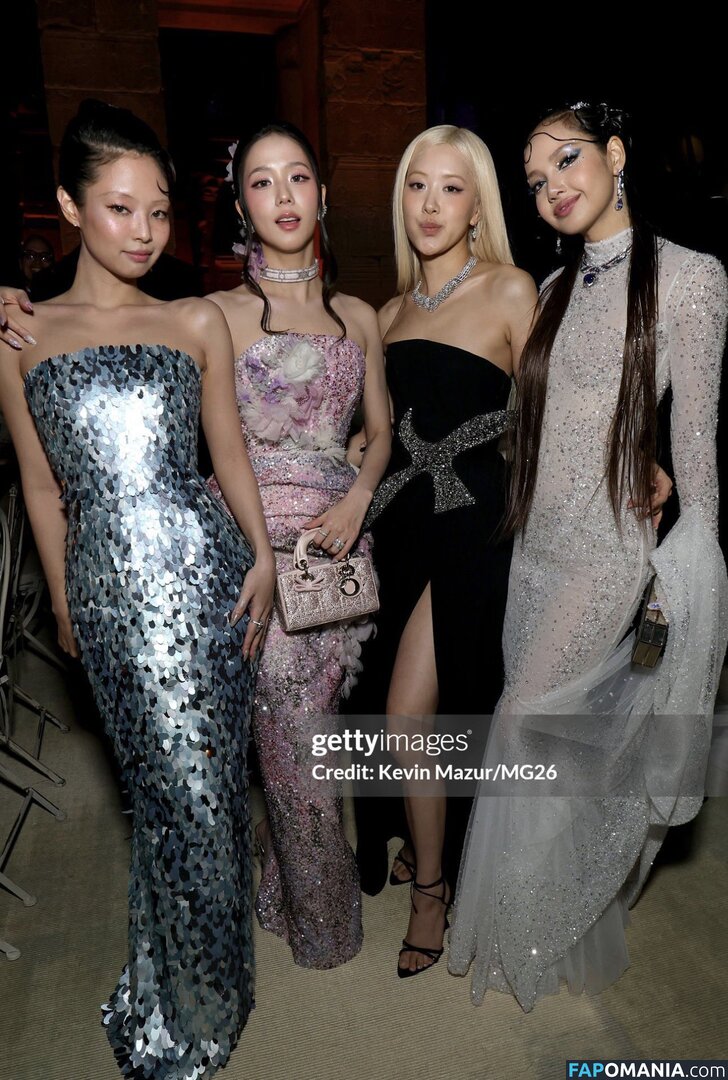 BLACKPINK / Jisoo / qenshizu / sooyaaa__ Çıplak OnlyFans  Sızdırılmış Fotoğraf #637