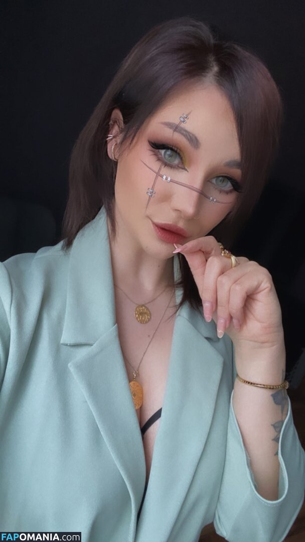 Joulischka Çıplak OnlyFans  Sızdırılmış Fotoğraf #4