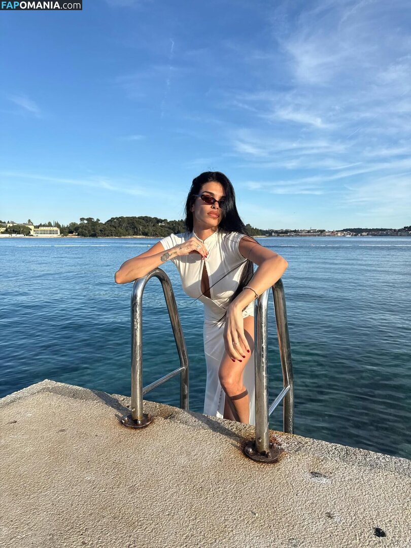 Jovana Djordjevic / callmelolita Çıplak OnlyFans  Sızdırılmış Fotoğraf #4