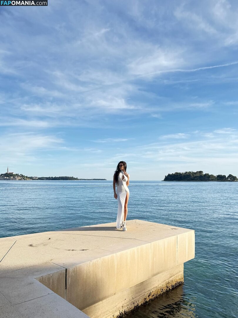 Jovana Djordjevic / callmelolita Çıplak OnlyFans  Sızdırılmış Fotoğraf #6