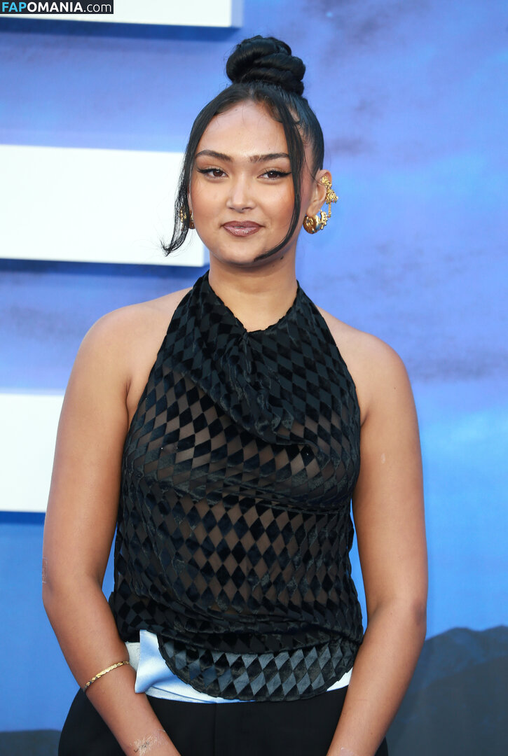 Joy Crookes / https: / joycrookes Çıplak OnlyFans  Sızdırılmış Fotoğraf #43