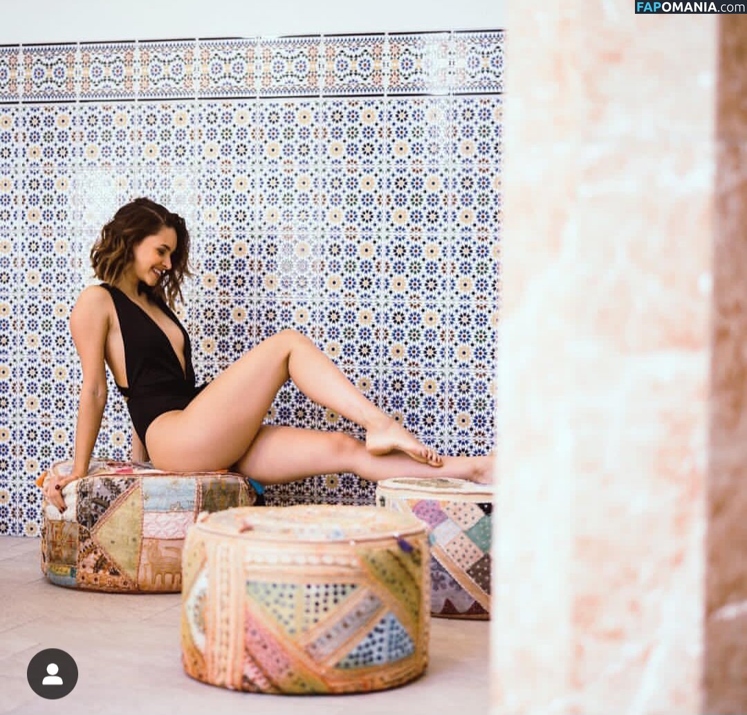 Julia Furdea Çıplak OnlyFans  Sızdırılmış Fotoğraf #18