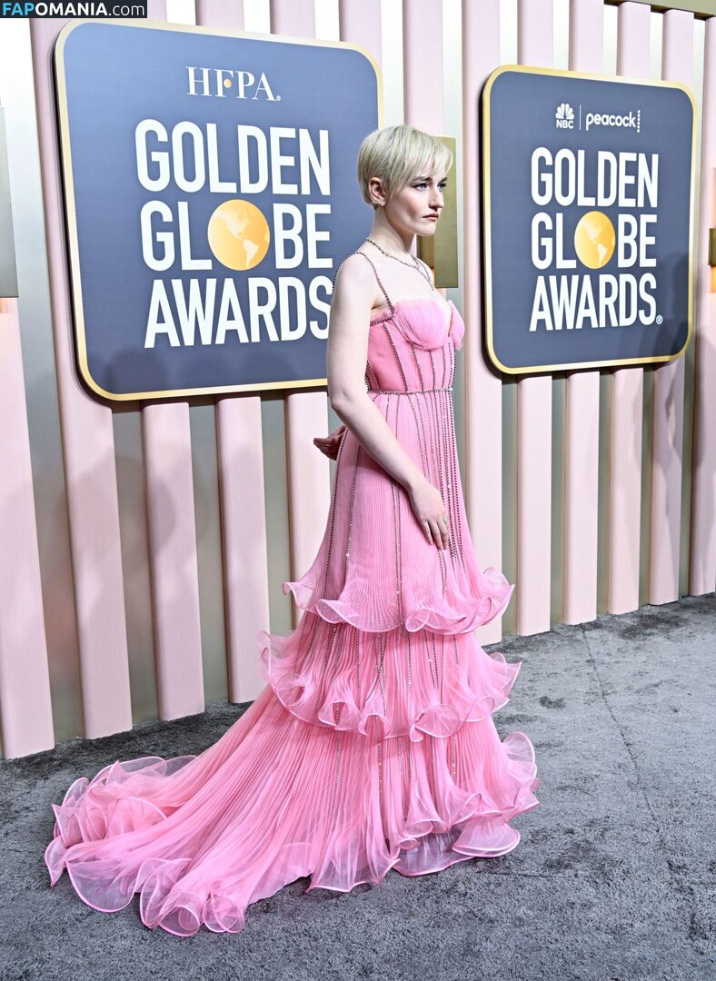 Julia Garner / juliagarnerofficial / ztyg_29 Çıplak OnlyFans  Sızdırılmış Fotoğraf #6