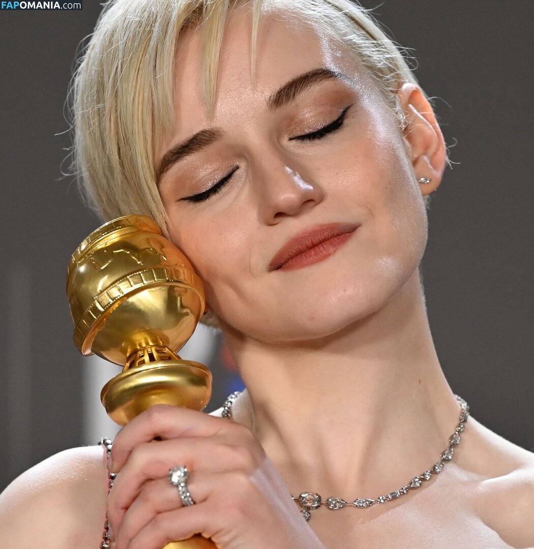 Julia Garner / juliagarnerofficial / ztyg_29 Çıplak OnlyFans  Sızdırılmış Fotoğraf #11