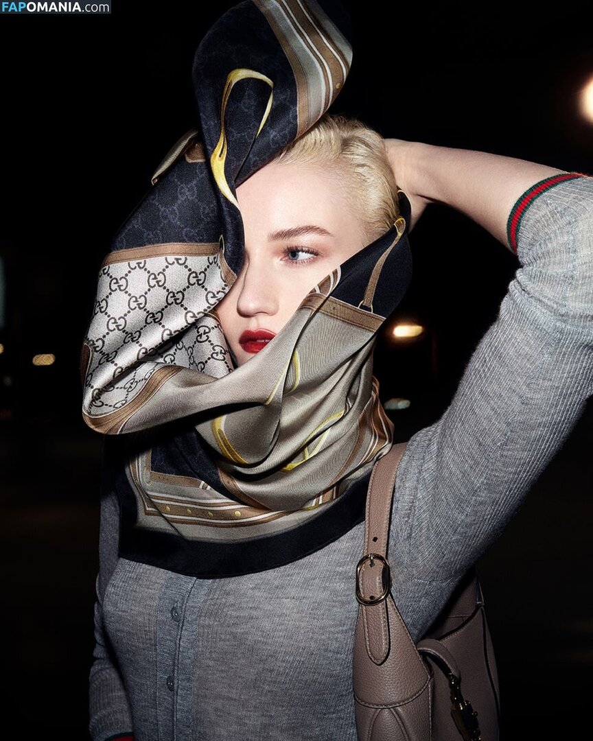 Julia Garner / juliagarnerofficial / ztyg_29 Çıplak OnlyFans  Sızdırılmış Fotoğraf #16