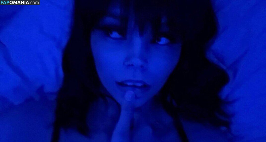 Julia Graham / https: / teasingmoon / teasingmoon... / temptedevil / temptedevil... Çıplak OnlyFans  Sızdırılmış Fotoğraf #12
