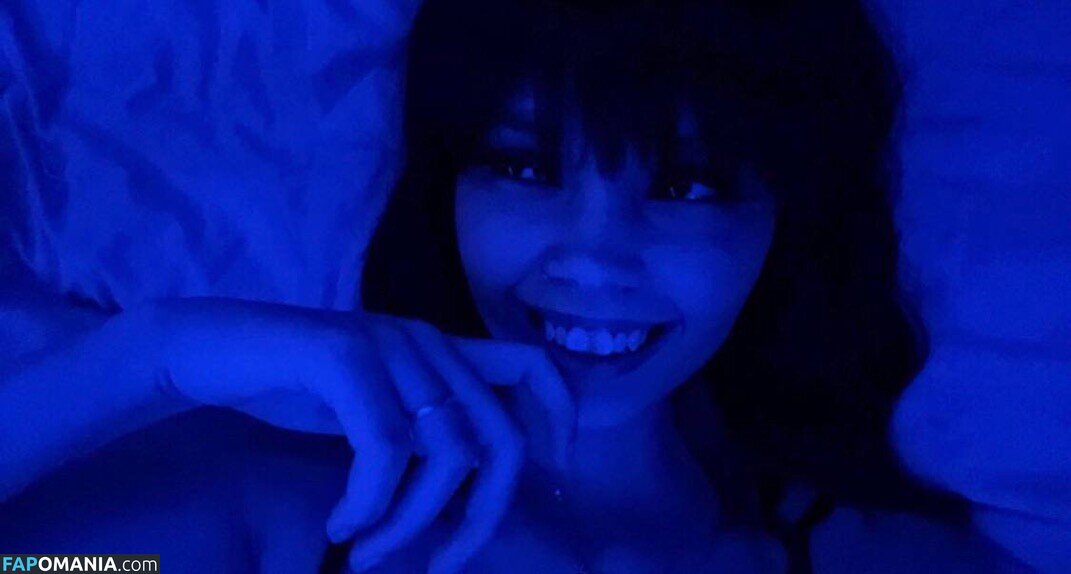 Julia Graham / https: / teasingmoon / teasingmoon... / temptedevil / temptedevil... Çıplak OnlyFans  Sızdırılmış Fotoğraf #13