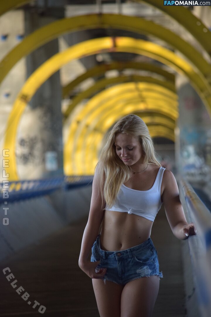 Julia Haas / julia__haas Çıplak OnlyFans  Sızdırılmış Fotoğraf #5