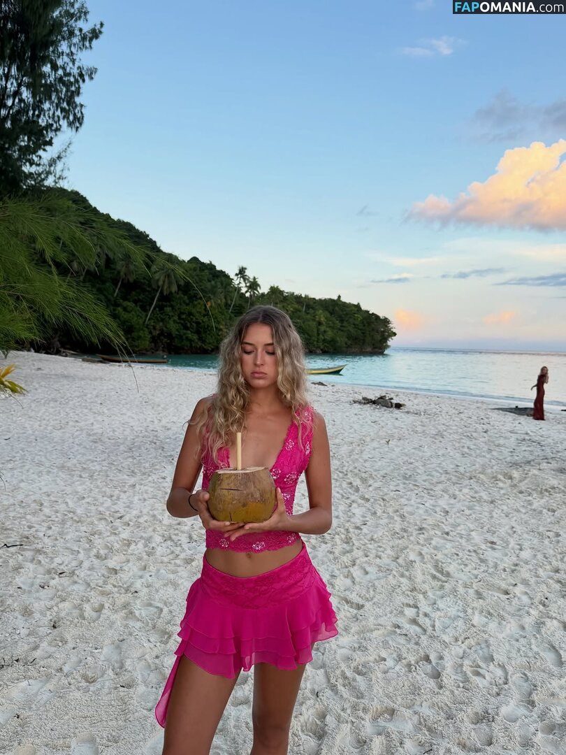 Julia Helena / ju.valenga Çıplak OnlyFans  Sızdırılmış Fotoğraf #19