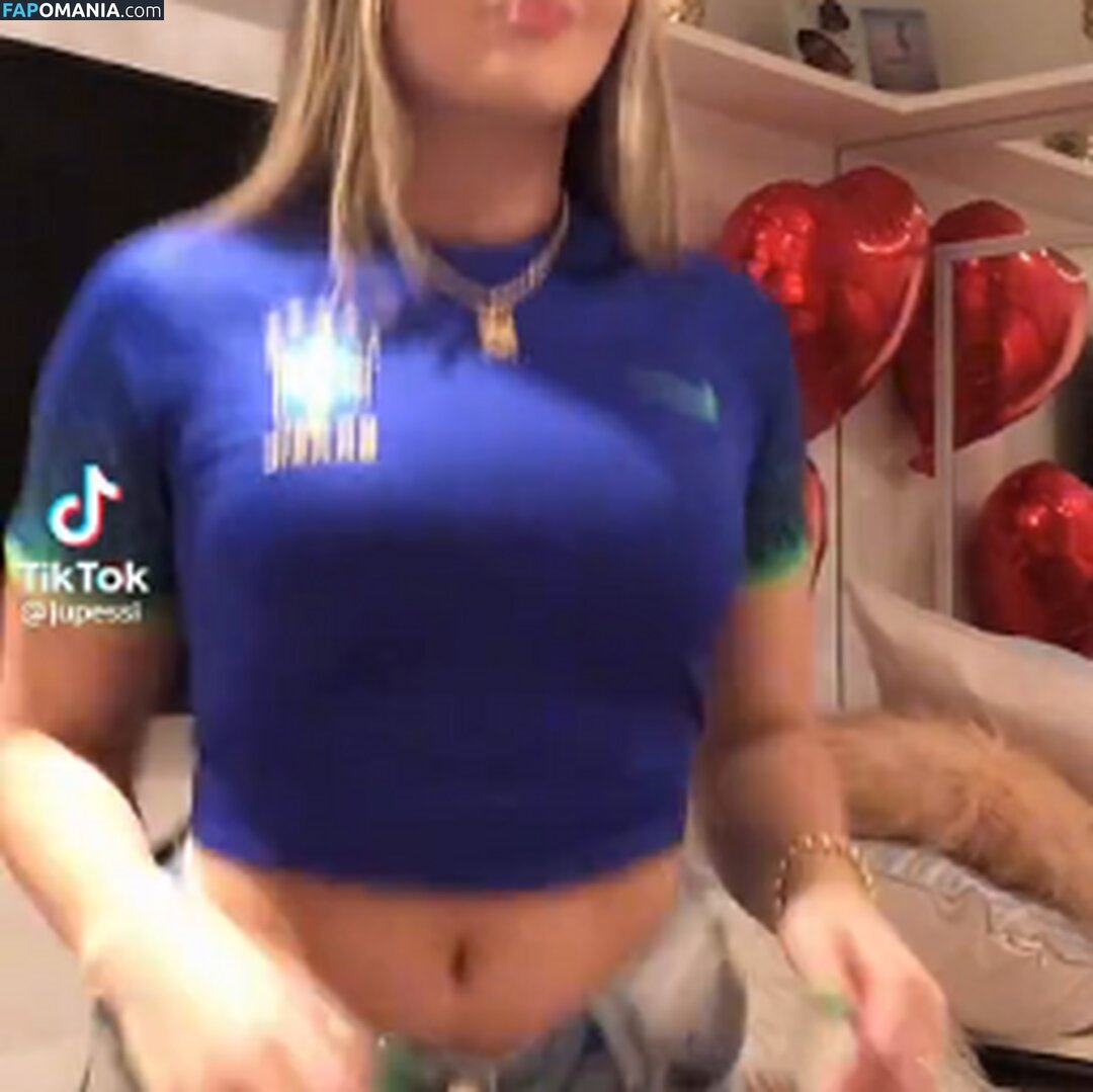 Julia Pessi / ju_dogolf Çıplak OnlyFans  Sızdırılmış Fotoğraf #4