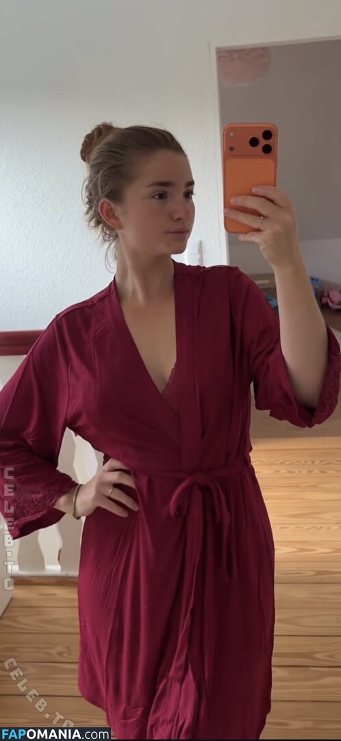 Julia Schulze / Julita_fit / julia.thiele_family Çıplak OnlyFans  Sızdırılmış Fotoğraf #8
