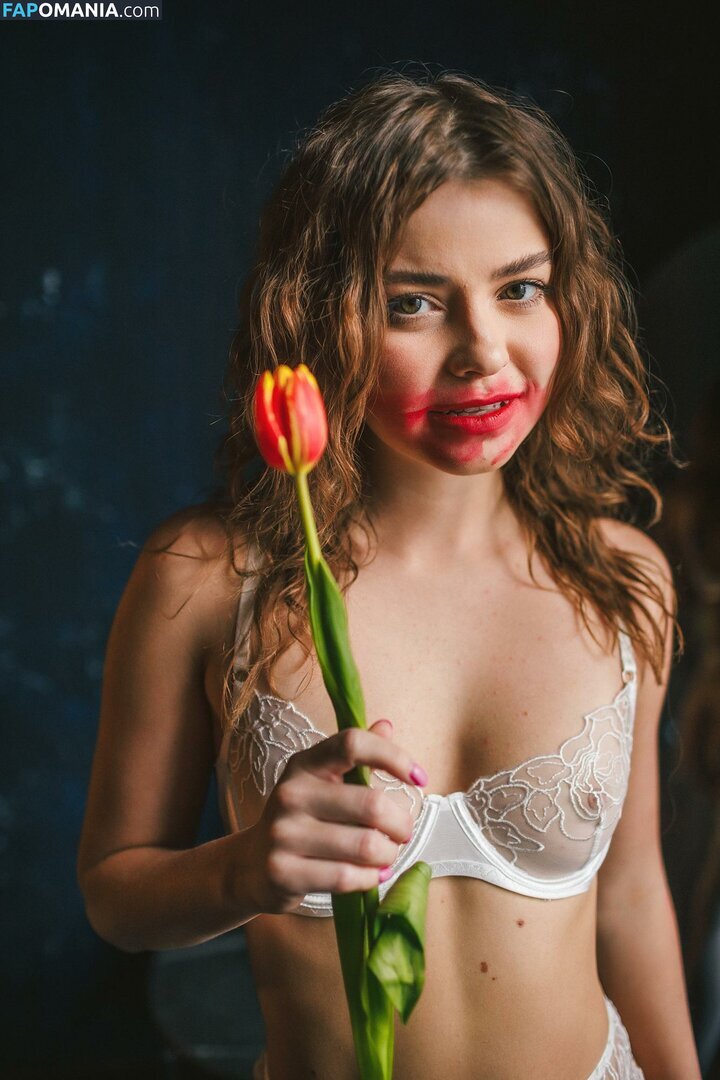 Julia Timoro / Julia morozzi / Juliatimoro Çıplak OnlyFans  Sızdırılmış Fotoğraf #6