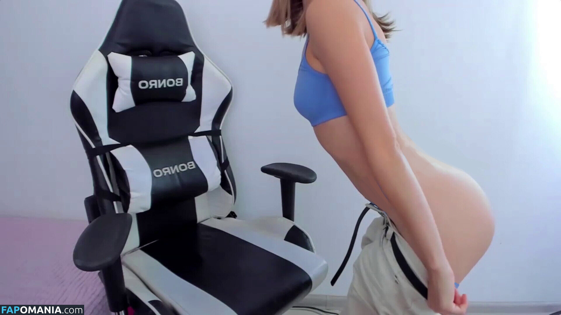 janicecarons / julia_dreams.co / juliadreamsi / juliawoodis / lisamerrins Çıplak OnlyFans  Sızdırılmış Fotoğraf #1